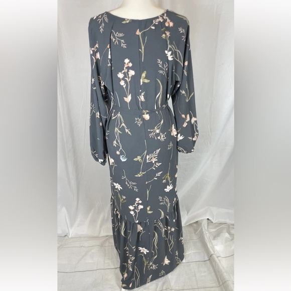 H&M Tie Belt Crepe Dress Gray Floral Long Button Present Sleeve Woman’s Size S - Picture 5 of 15